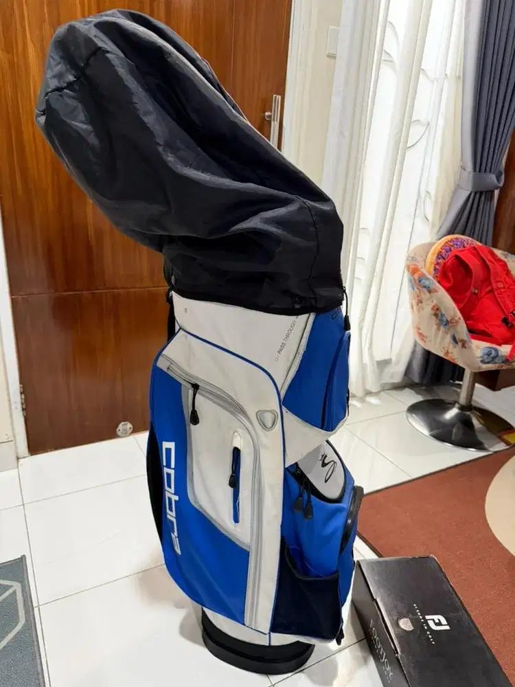 Cobra Bag + Putter + Driver 10.5