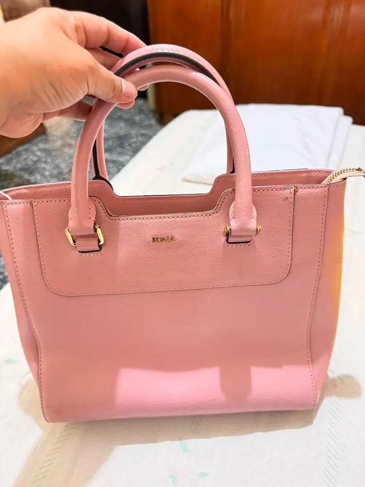 Tas Bonia preloved