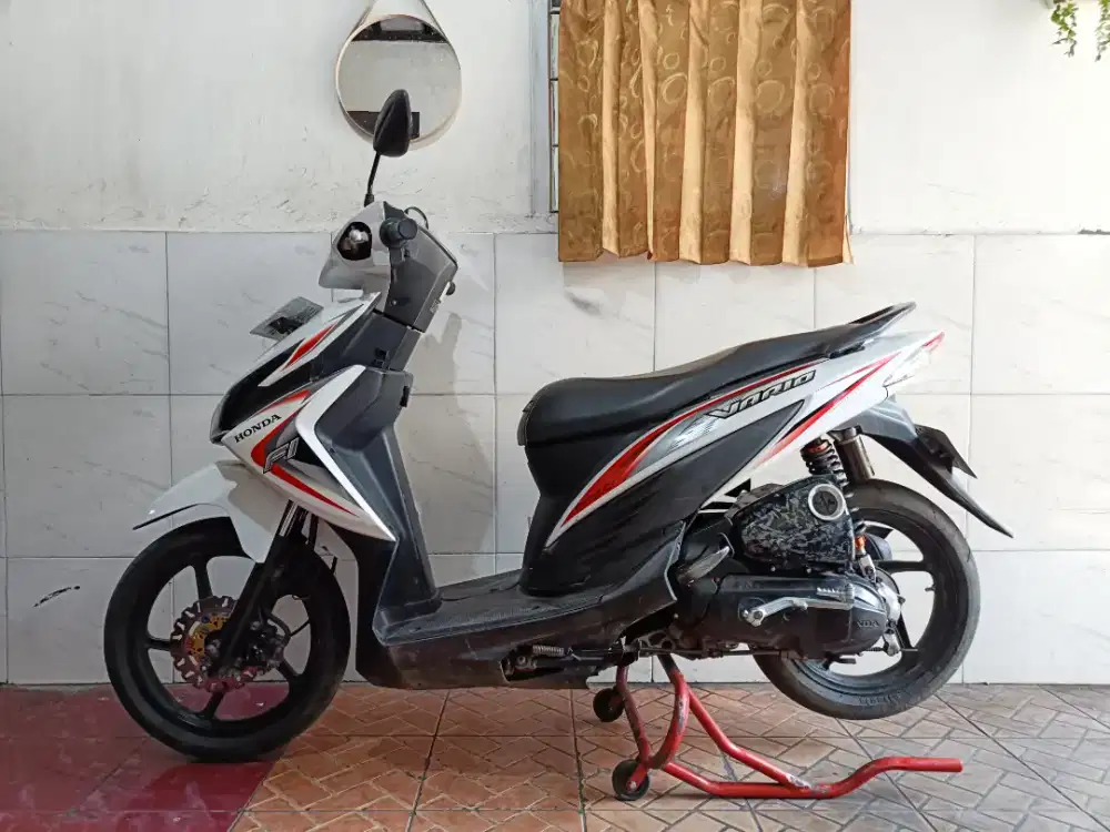 Vario agnes tahun 2014 pajak isi/tt boleh gan cash lebih bagus