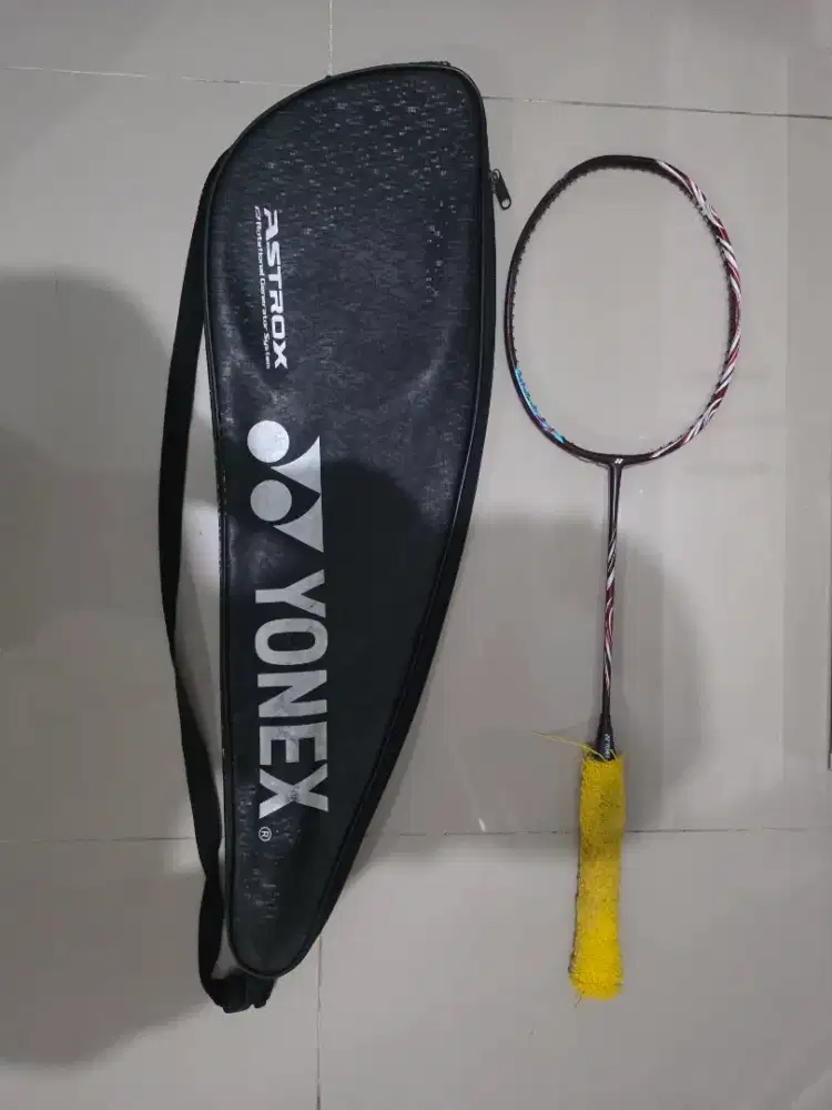 Raket Yonex Astrox 100zz Kurenai Original Japan Masih Komplit