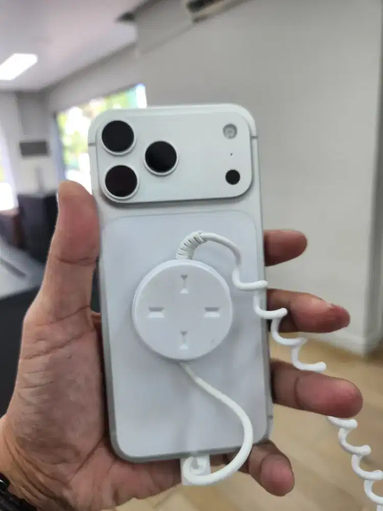 Iphone 17 promax 256gb
