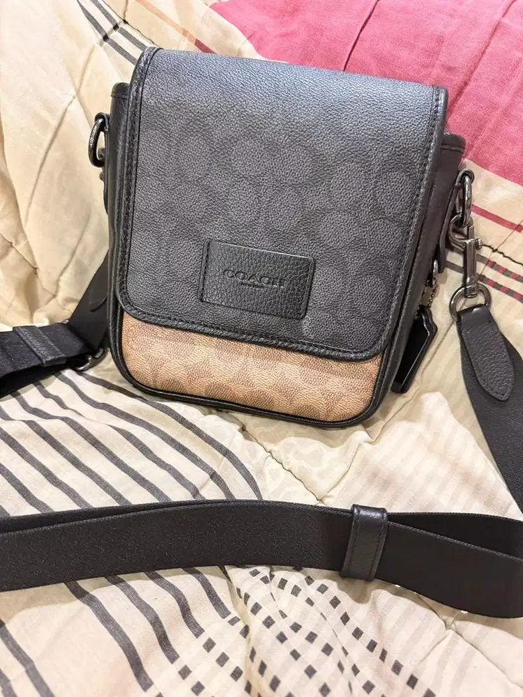 Tas Coach Preloved