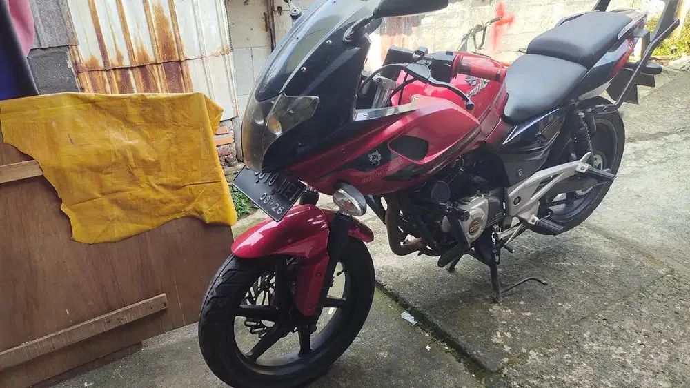 PULSAR 220F PAJAK HIDUP