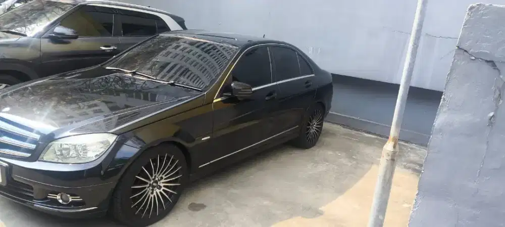 Mercedes C200Avantgarde CGI Kompressor Matic2011 Tangan1 KM103rb Ori