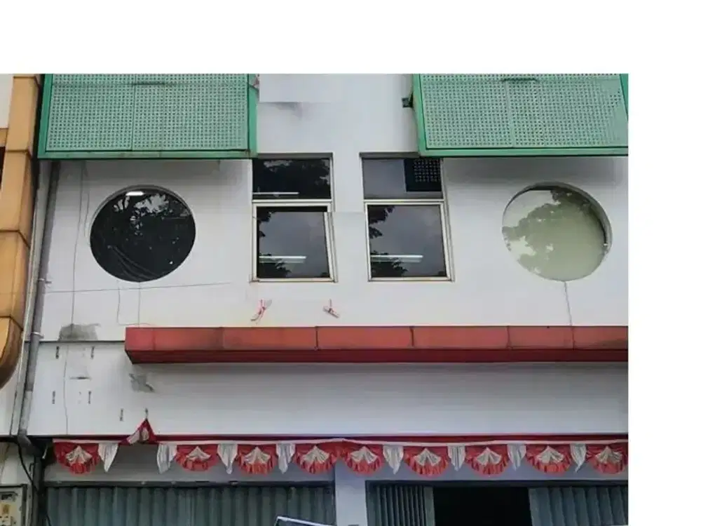 DISEWAKAN RUKO JALAN RAYA AHMAD YANI SURABAYA