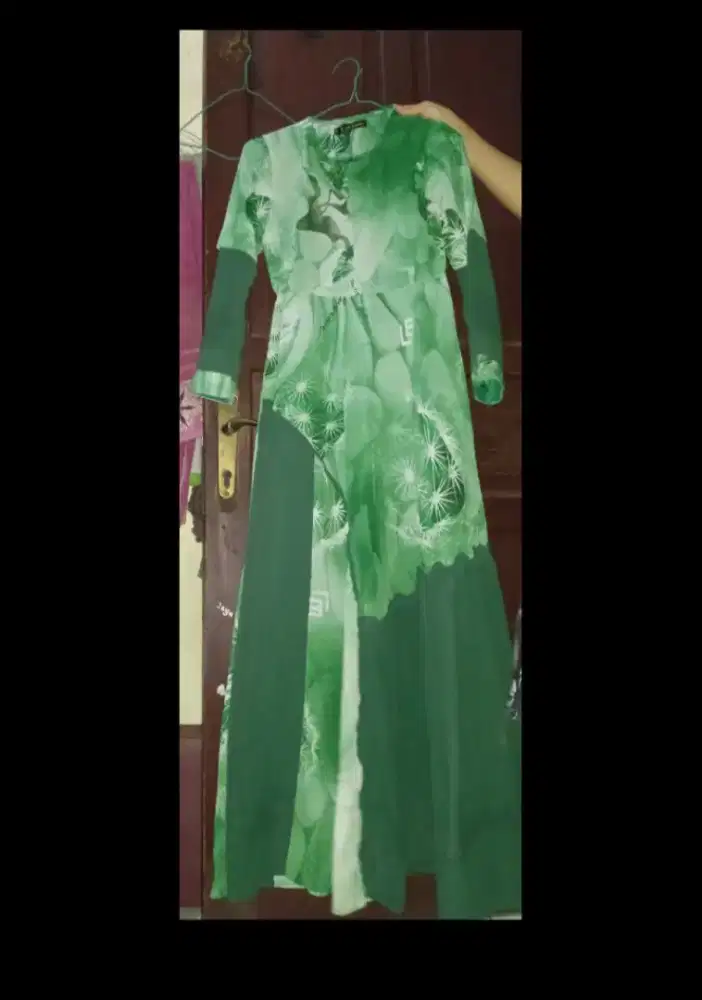 Gamis anak cewek umur 10-15 th masih kaya baru