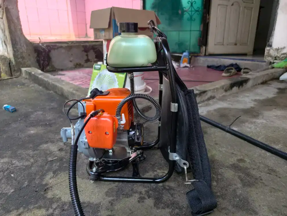 Mesin Potong Rumput