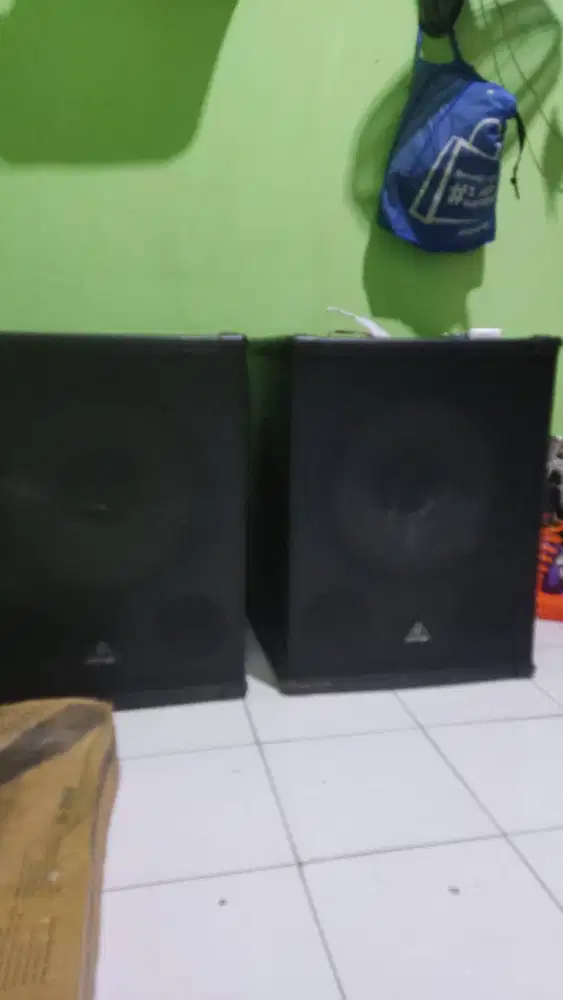 Bheringer Subwoofer aktif 15 inch