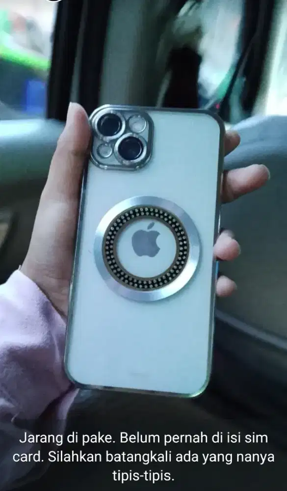 I-Phone 13 128GB pemakaian 6 bulan baru banget cuma Boxnya tidak ada