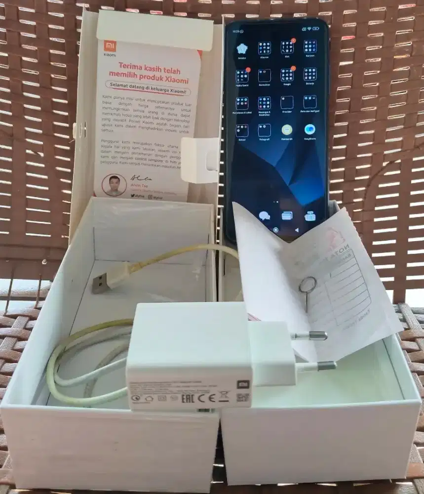 Smartphone xiaomi redmi note 10 5G warna Biru Fullset
