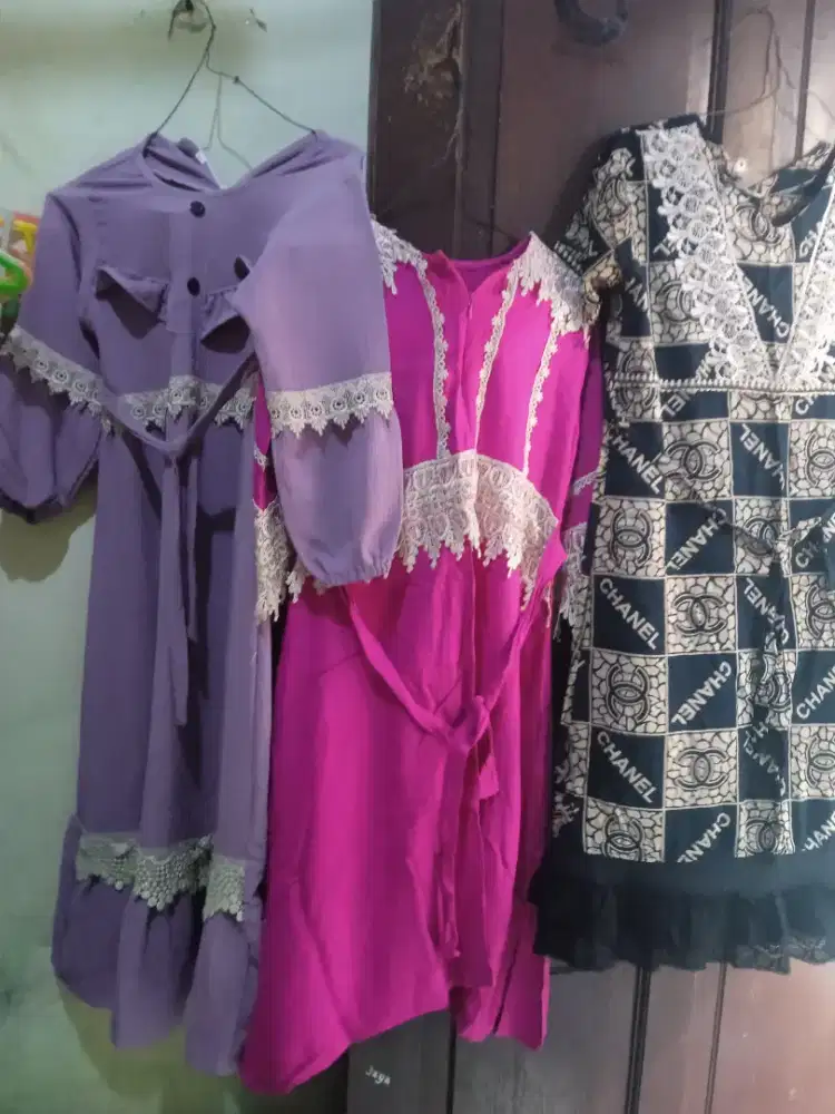 Gamis anak perempuan usia 7 - 12 tahun masih bagus banget