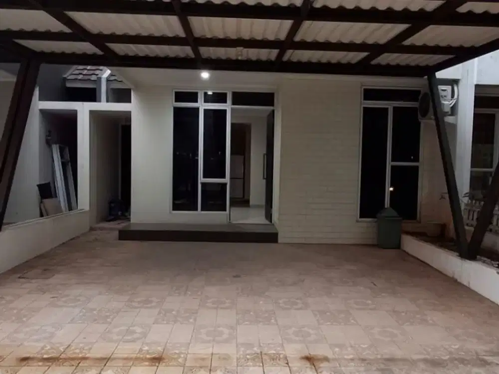DISEWAKAN RUMAH BARU RENOVASI FULL FURNISHED Di METLAND TRANSYOGI