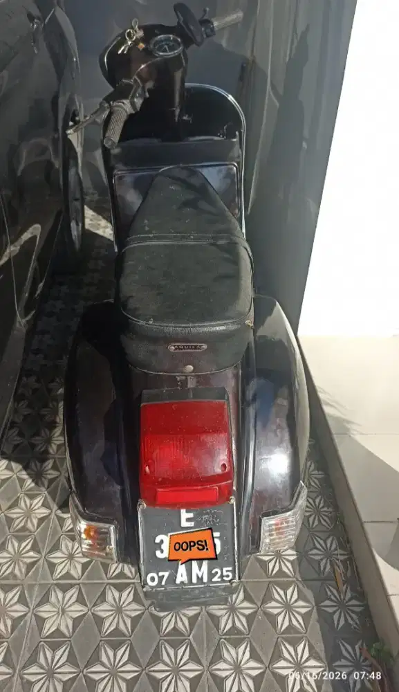 Vespa P150X Tahun 1981