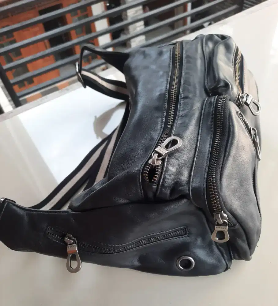 Tas kulit asli bally prelove