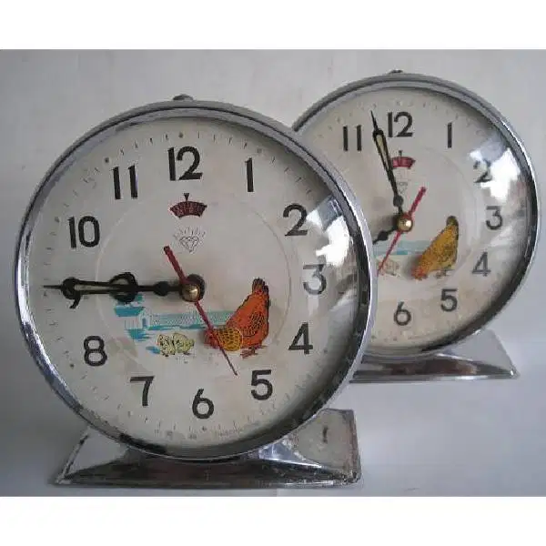 2 Pcs Vintage unik kuno Jam meja / jam duduk kuno era70 'an