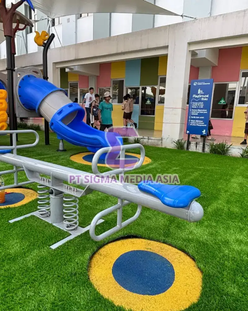 Rumput Sintetis Playground