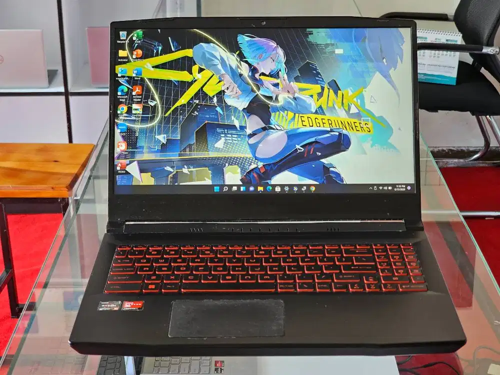 MSI Bravo 15 B5DD AMD Ryzen 5 5600H Ram 16 GB SSD 512 GB AMD Radeon RX