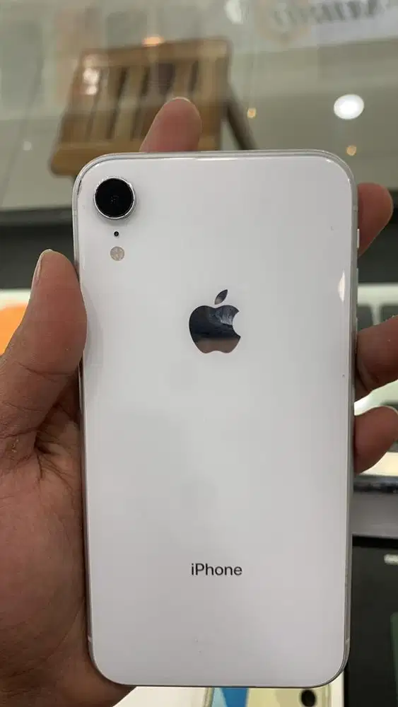 Iphone xr 64 inter ada dent dikit