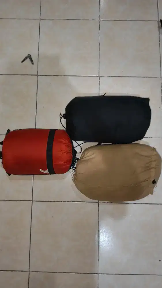 Sleeping bag ukuran remaja dan dewasa max tinggi badan 175