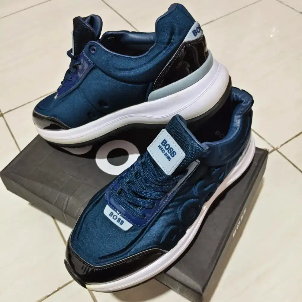 Sepatu HUGO BOSS casual - Navy (New)