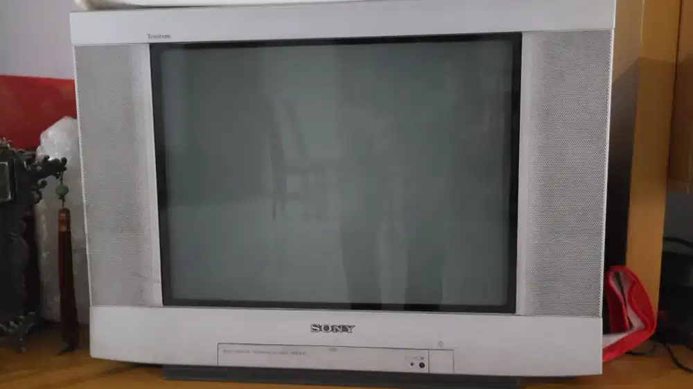 tv tabung merek sony bekas 21 in