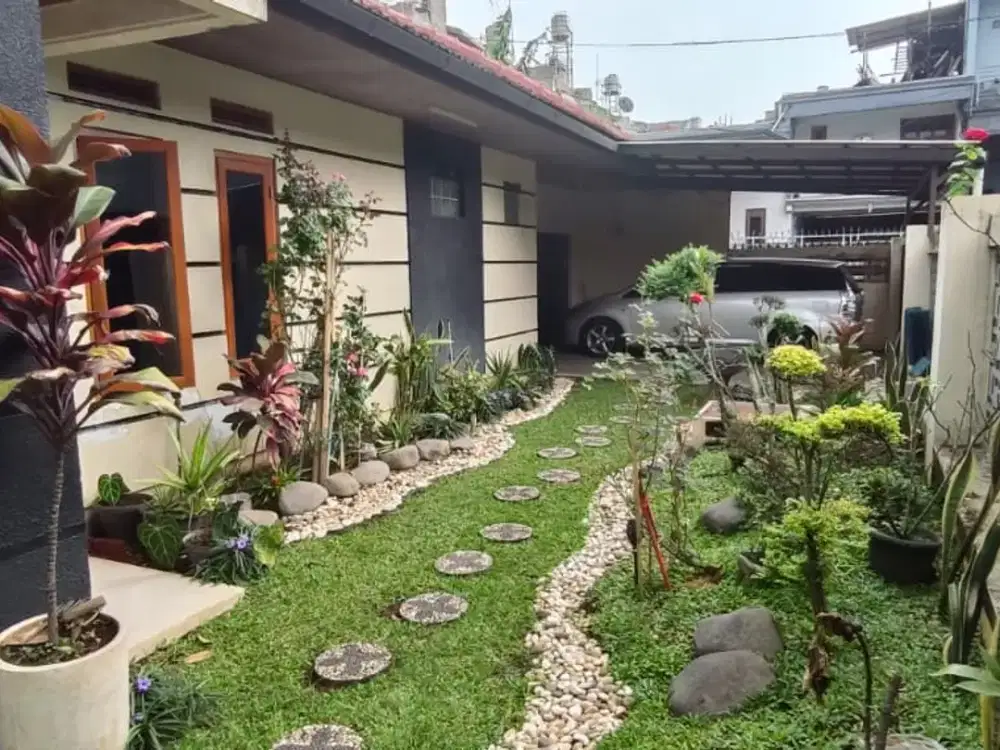 Rumah Sayap Srimahi, BKR Dekat Superindo, Kota Bandung LT 324 m2 Ref.05600 BU