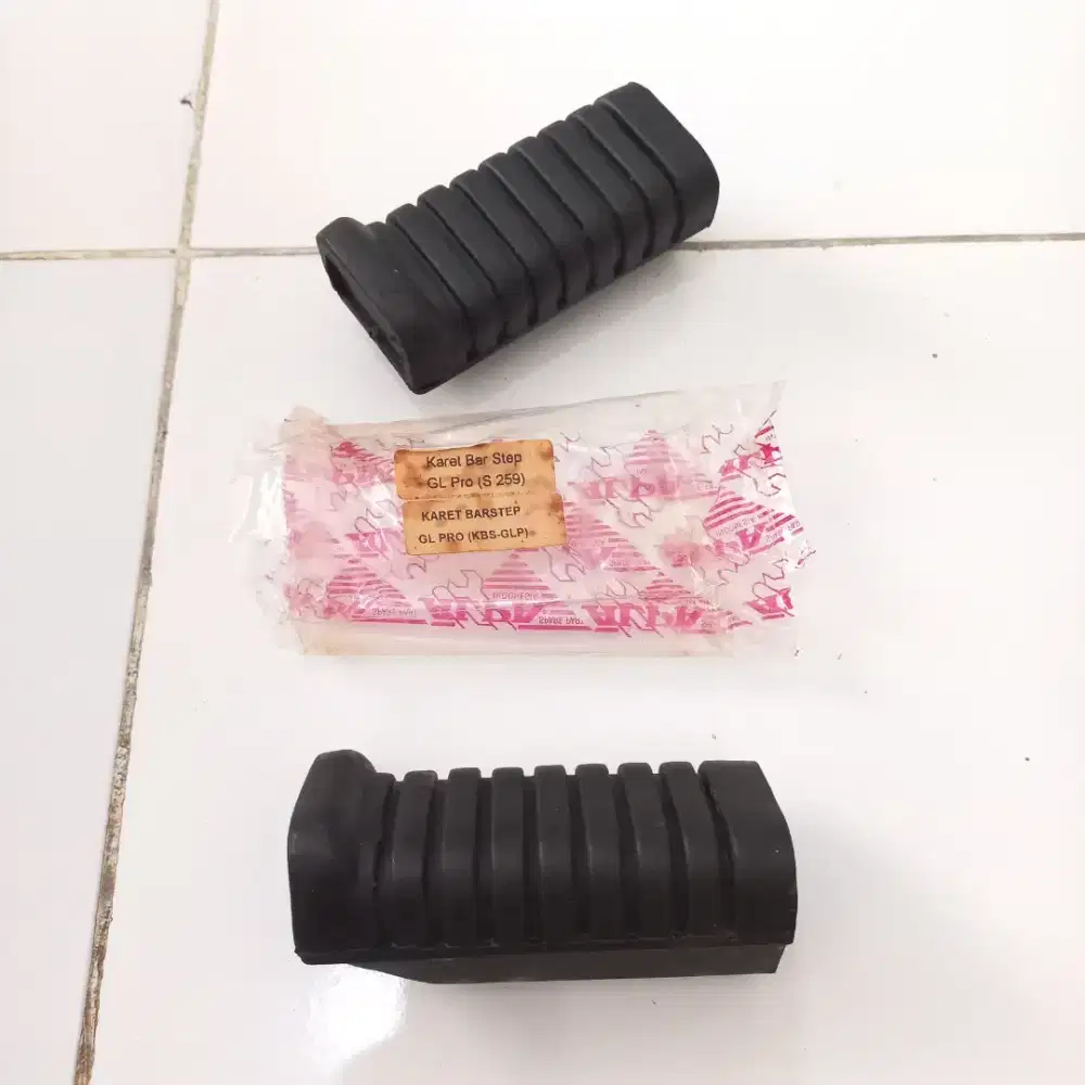 Karet footstep depan gl megapro