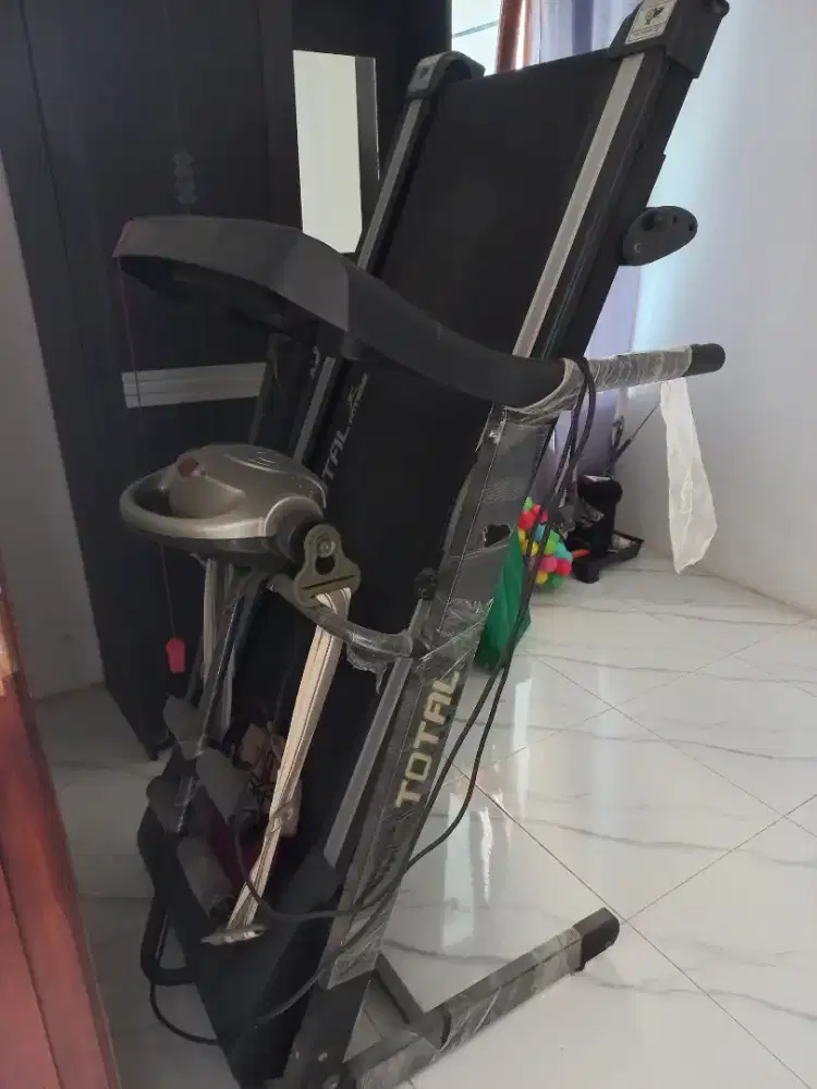 Treadmill total fitness