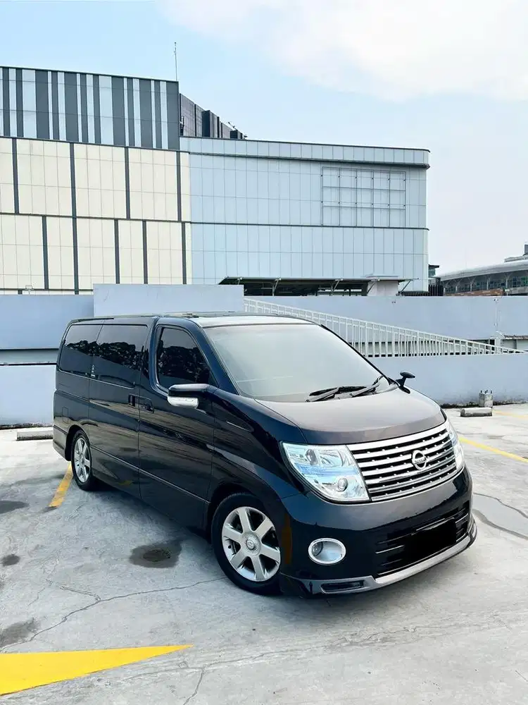 Elgrand 2.5 Hws antik Bunglon istimewa e51 nissan low km