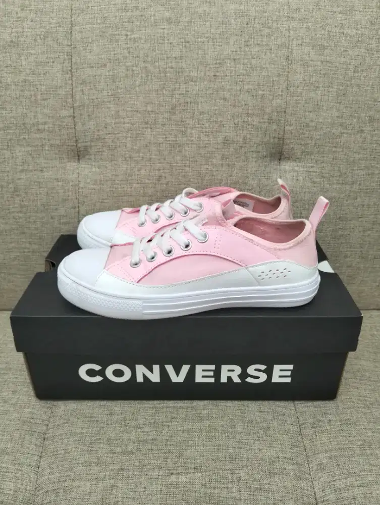 Sepatu converse