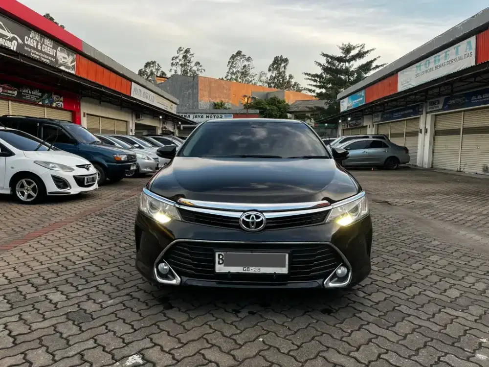 DP PROMO 5 JT CAMRY V AT 2018 BLACK EDITION ANTIK RARE !!