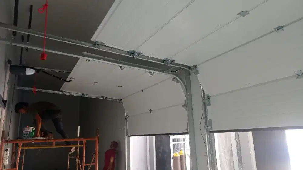 Pintu pagar otomatis