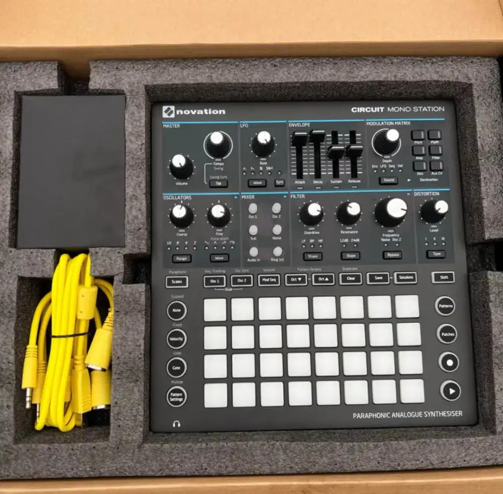 Novation Circuit Mono Station