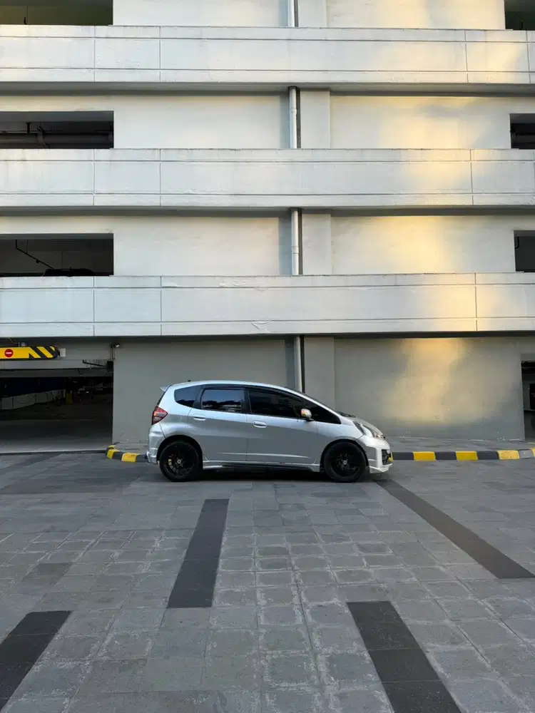 Honda Jazz RS 2010 Bensin