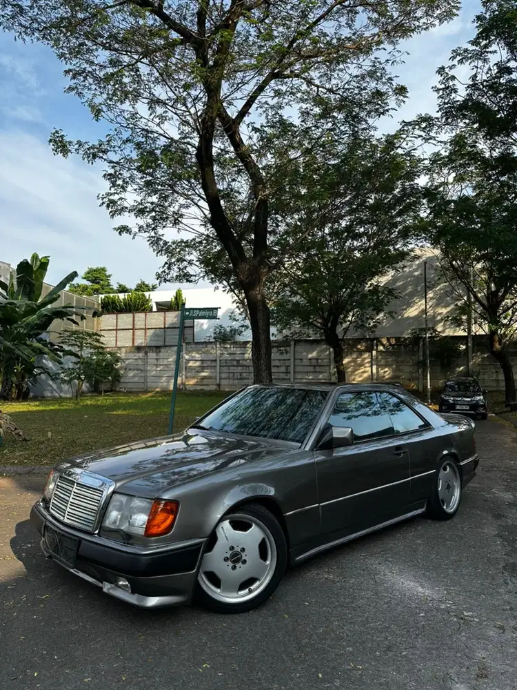 Mercedes-Benz 300CE AMG 1992 AT. 23rb mls