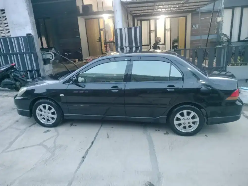 Mitsubishi Lancer Cedia 1.8 AT