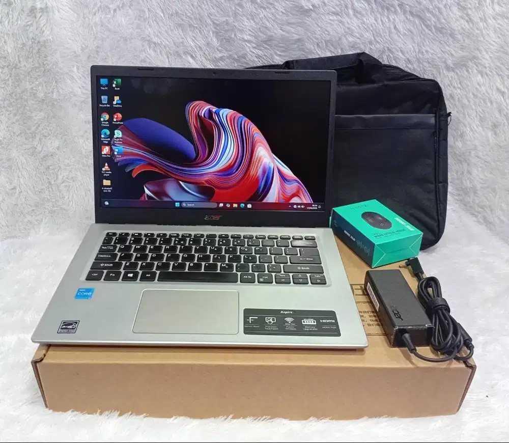 LAPTOP LEPTOP SECOND BEKAS Aspire a514-54 I3-1115g4 8gb 256 gb 14 INC