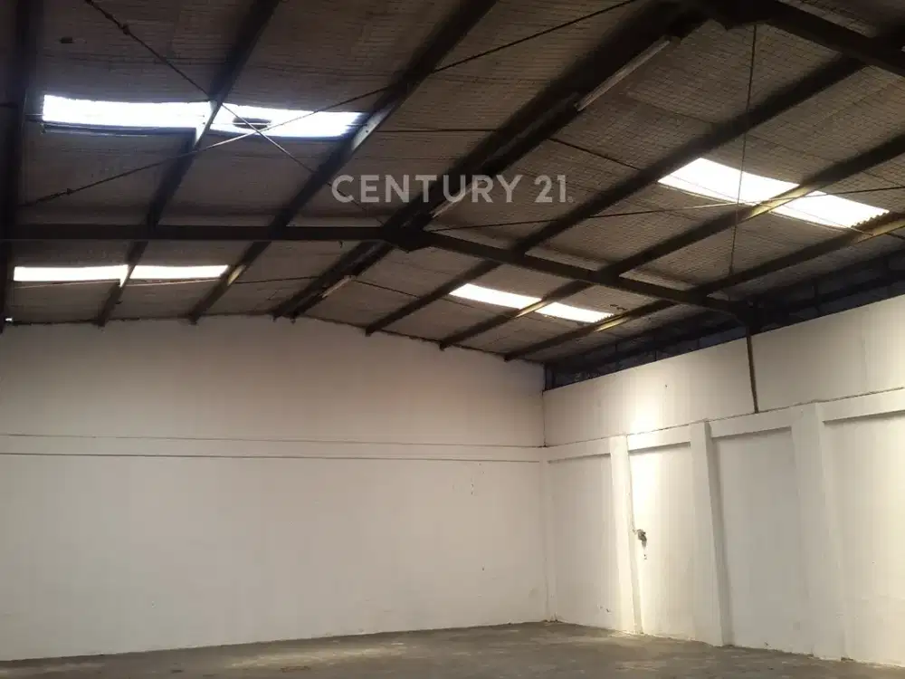 Gudang Luas 755 Meter Kopo Siap Pakai Sewa Tahunan