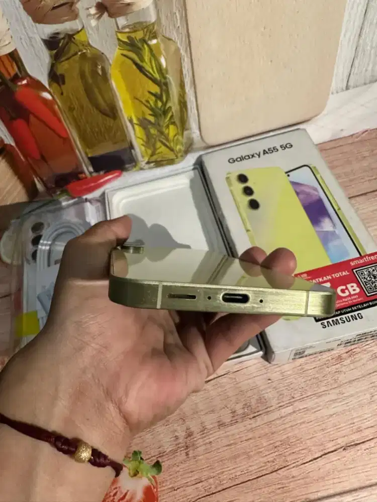 Jual hp samsung A55 5G 8/256 istimewa likenew free ADAPTOR n case