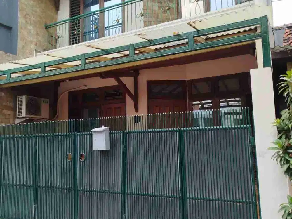 Rumah 2 lantai siap huni 2 M furnished di rawamangun jaktim