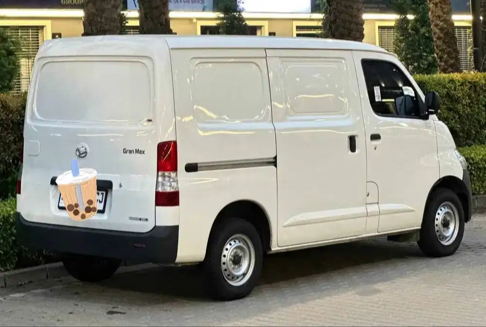 Mobil Blind Van Disewakan Bulanan