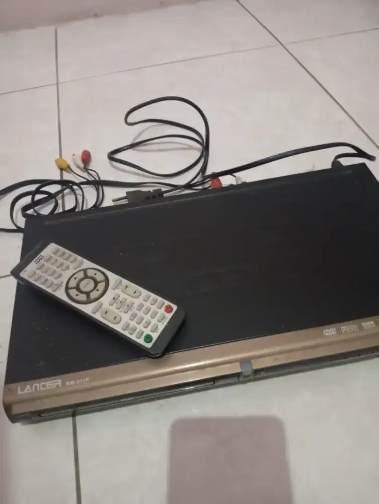 jual DVD player + remote