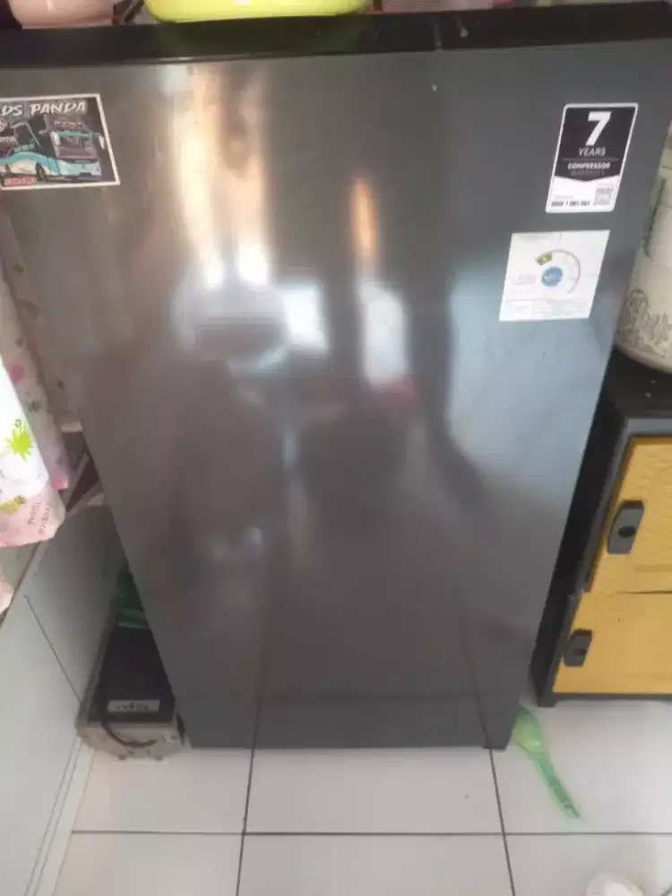 Jual kulkas 1 pintu merek Aqua