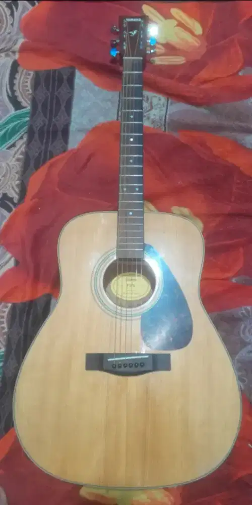 Yamaha f370 original + capo , tas