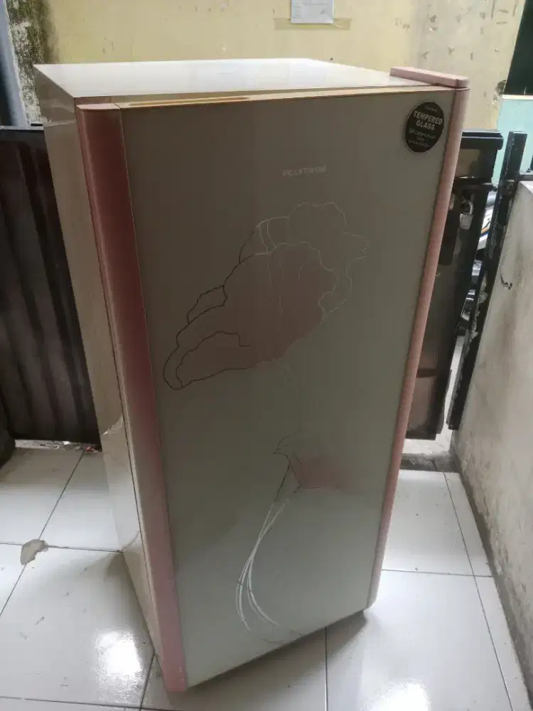 KULKAS POLYTRON BELLEZA 1 PINTU