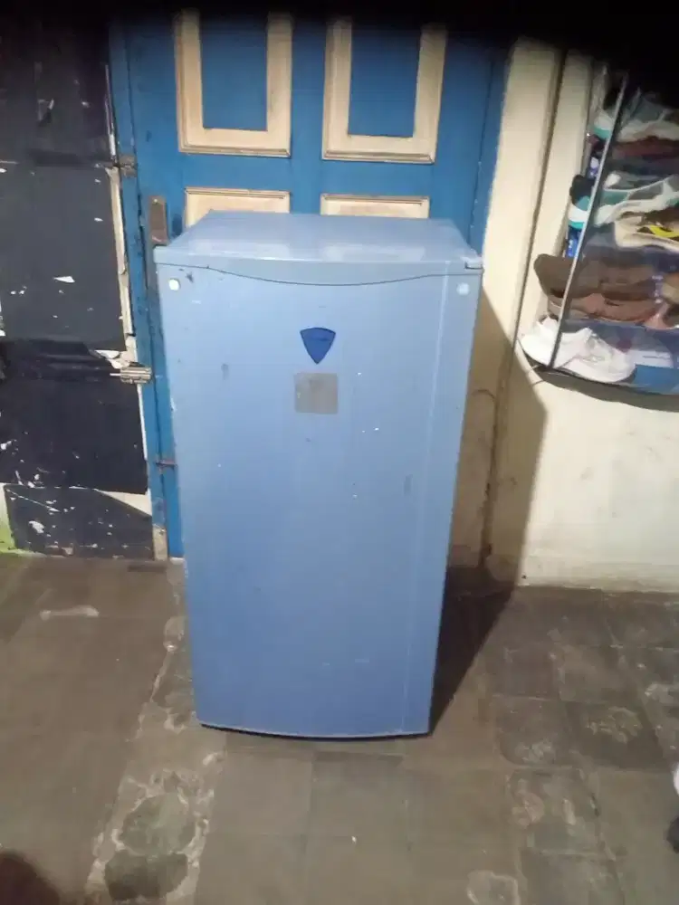 Jual kulkas Sharp 1 pintu mesin ori dingin beku normal bisa diantar