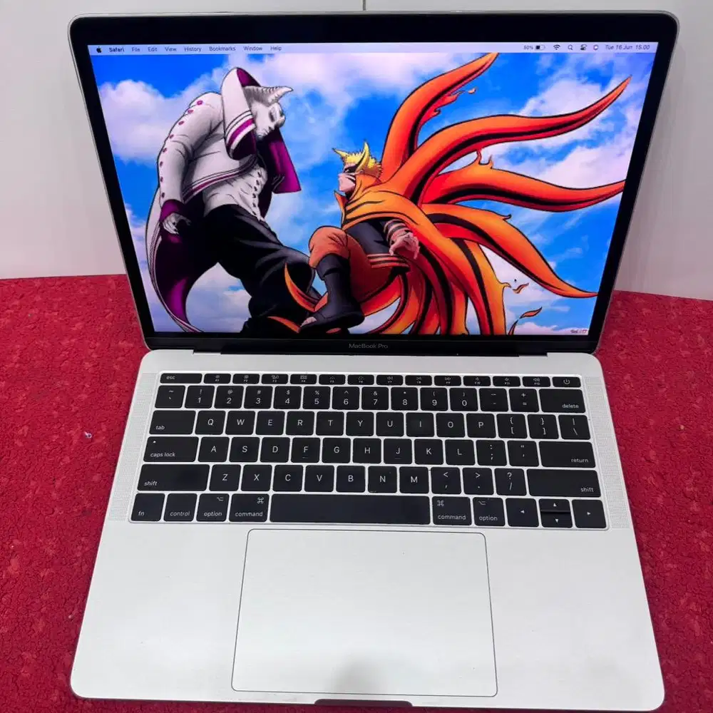 Macbook Pro 13 inch, 2017 Two Thunderbolt 3 Ports Non TouchBar