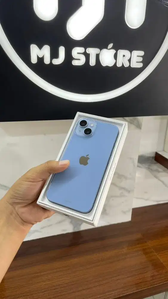 iPhone 14 128 gb ex iBox bh 100% garansi aktif sampai Maret 2027