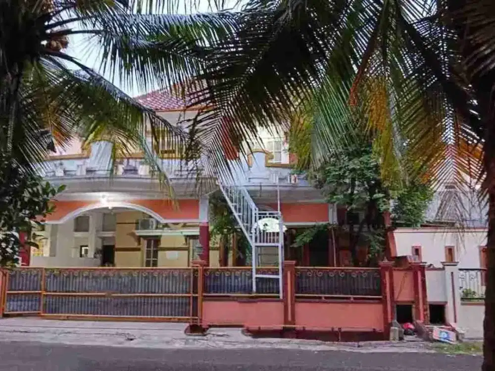 Rumah american claisk di Royal Resident Pulo Gebang, cakung