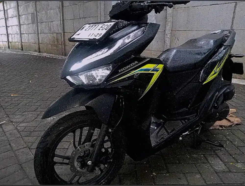 Vario CBS 125 tahun 2024